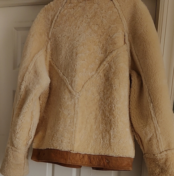 Andrew Marc Genuine Shearling Leather Jacket Coat - Picture 14 of 16